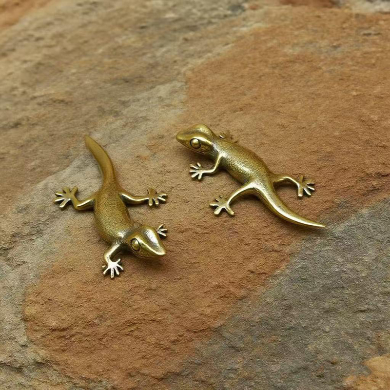 Handmade Bronze Retro Gecko Li - Home Office Gadgets 评论和价格
