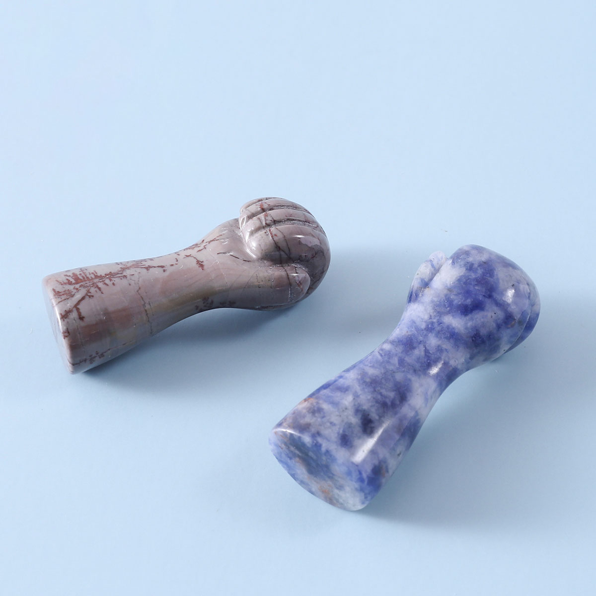 A natural stone Fist of Power  - Home Office Representative 评论和价格